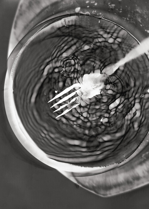 Gábor Enikő (1972) Levest villával, 2015