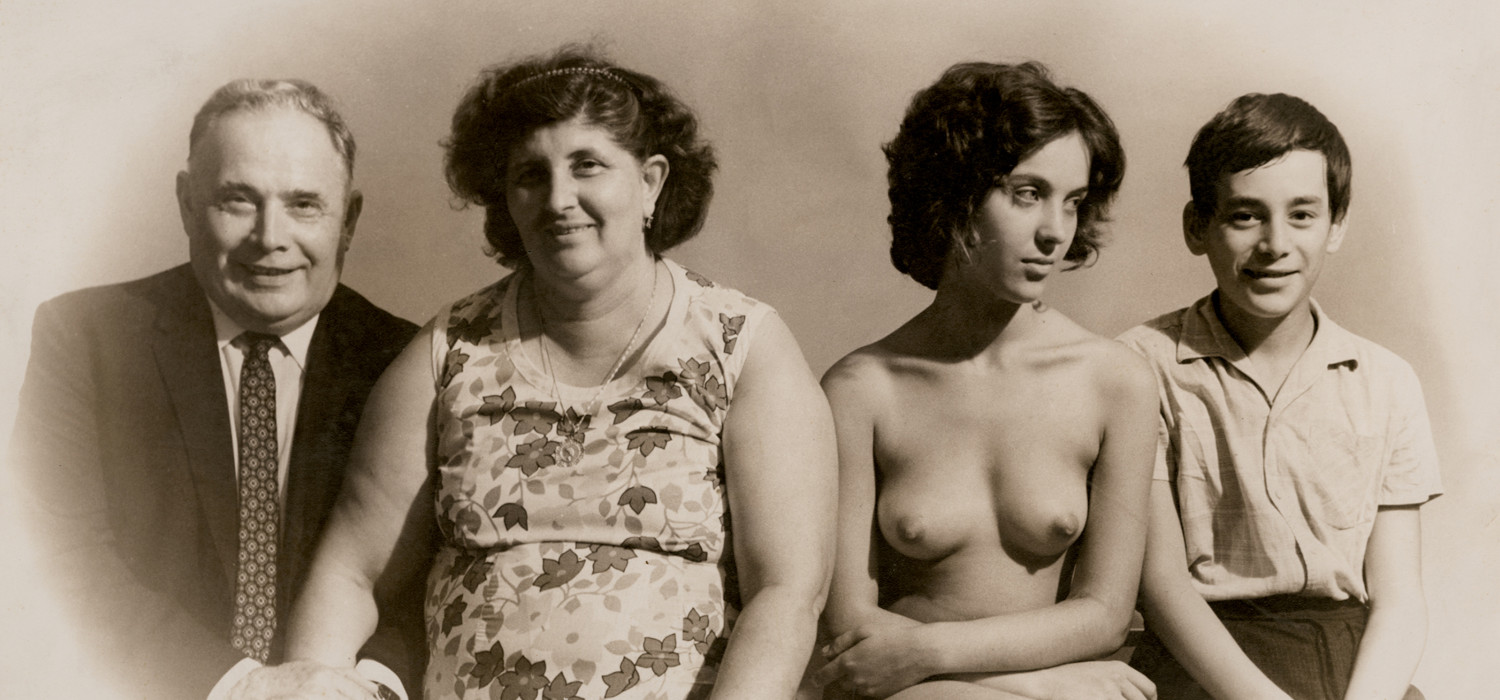 Török László: A család, 1972