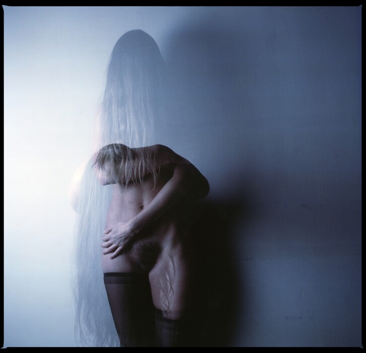 Félkonkrét árnyék, 1989